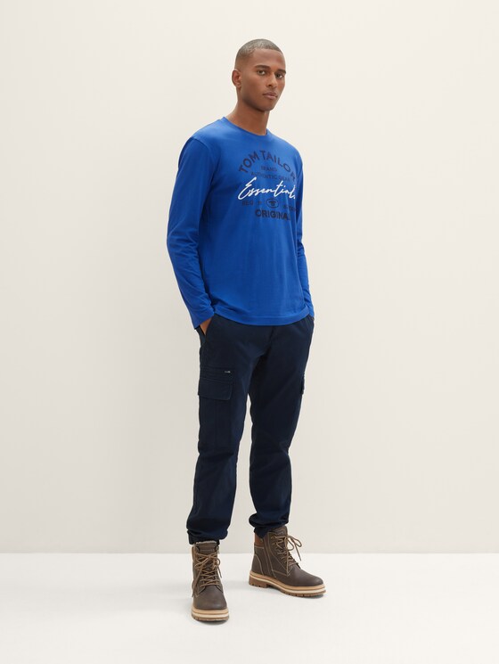 Long-sleeved shirt with a logo print