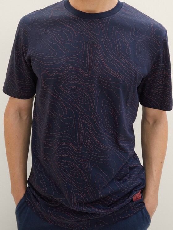 Patterned T-shirt