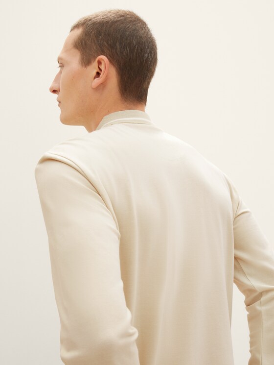 Basic long-sleeved polo shirt