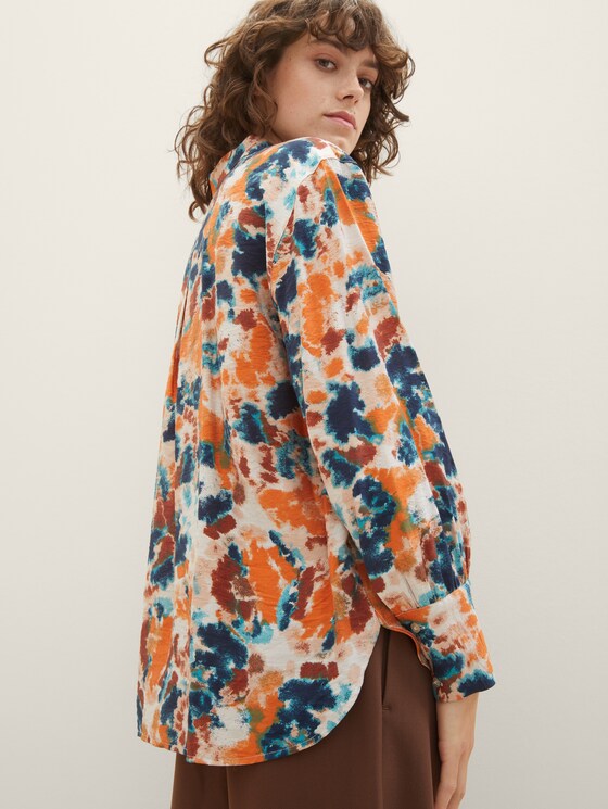 Gemusterte Bluse