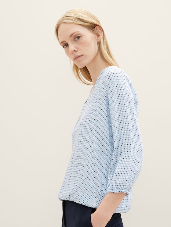 Blouse with a V-neckline