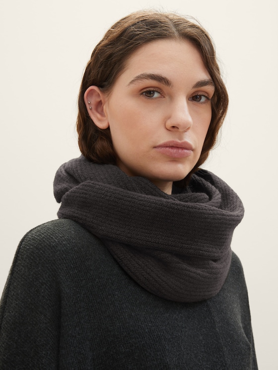 Loopsjaal met gerecycled polyester door Denim Female, deep black