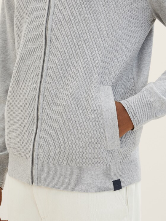 Cardigan with a zip