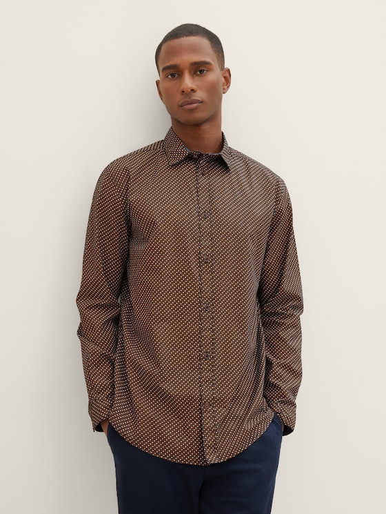 Shirt with an all-over print
