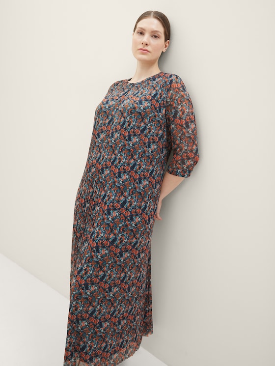 Plus - Gedessineerde jurk van mesh met gerecycled polyester