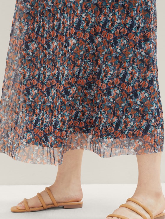 Plus - Gedessineerde jurk van mesh met gerecycled polyester