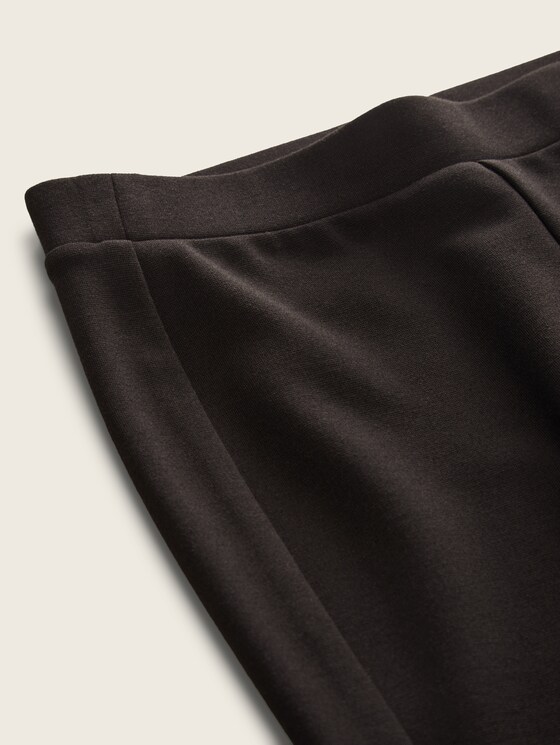 Flared leggings with recycled polyester