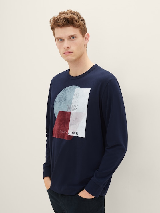 long-sleeved shirt with a print