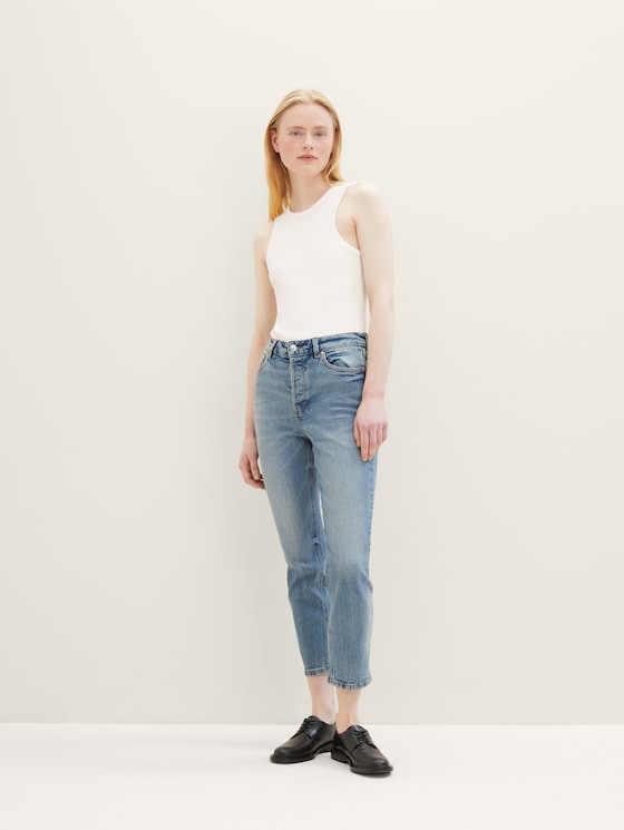 Lotte Slim Straight Jeans mit recycelter Baumwolle