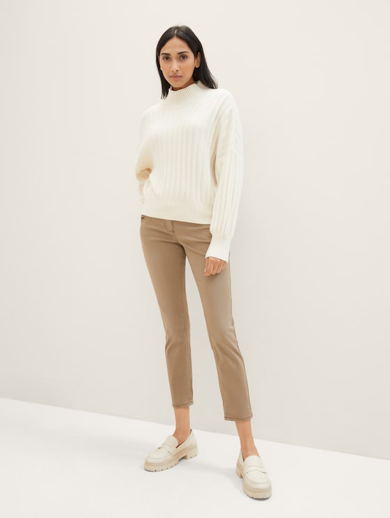 Tapered relaxed trousers