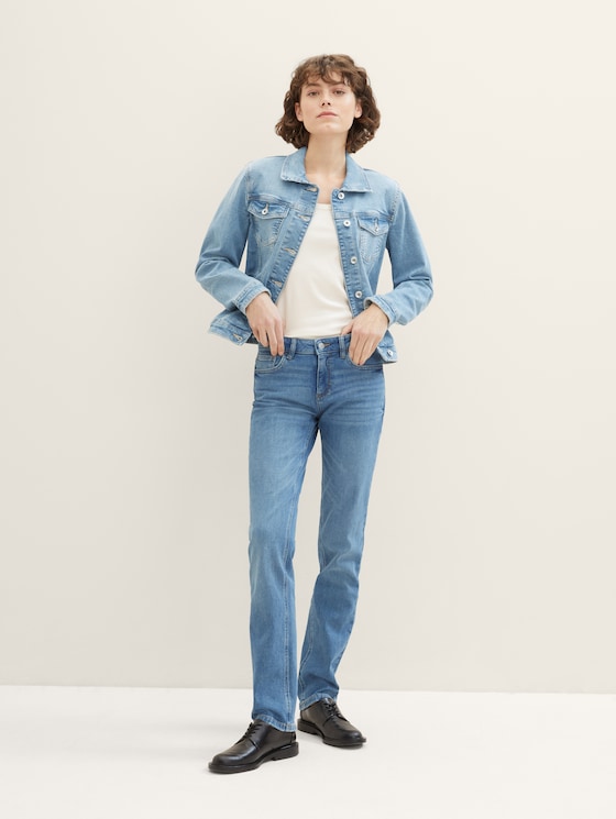 Jeansjacke mit recycelter Baumwolle