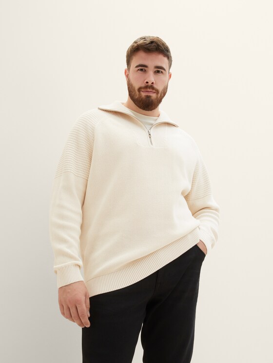 Plus - Pull en maille à col troyer