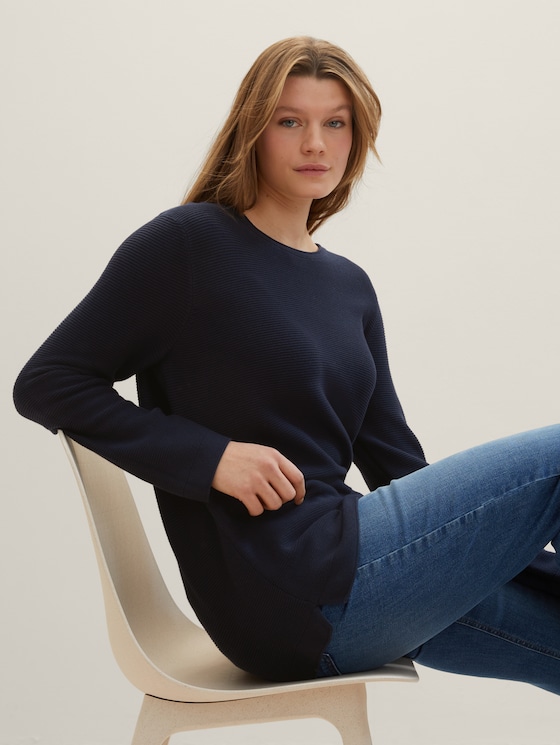 Plus - Knitted sweater with organic cotton