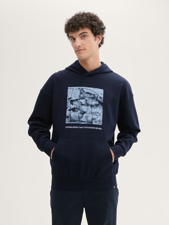 Sweat à capuche décontracté avec imprimé par Denim Male, sky captain blue