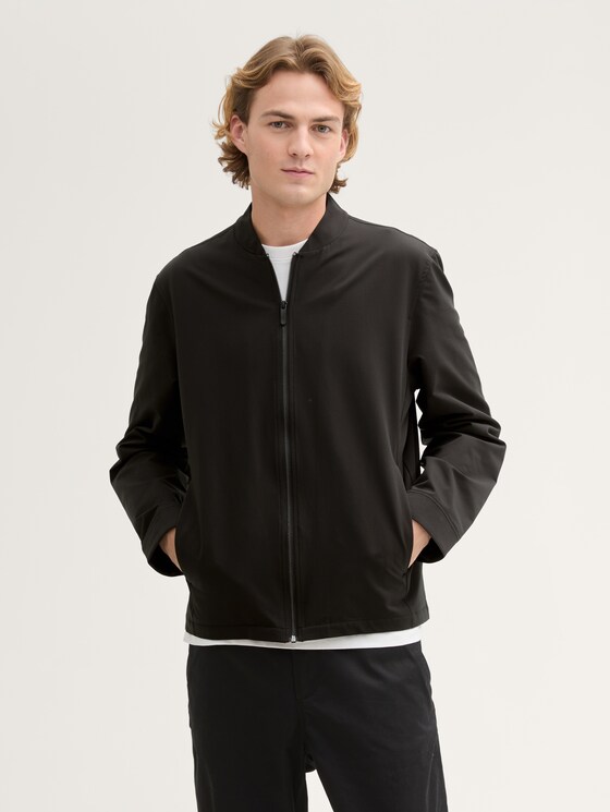 Wasserabweisende Tech Bomberjacke von Denim Male, Black