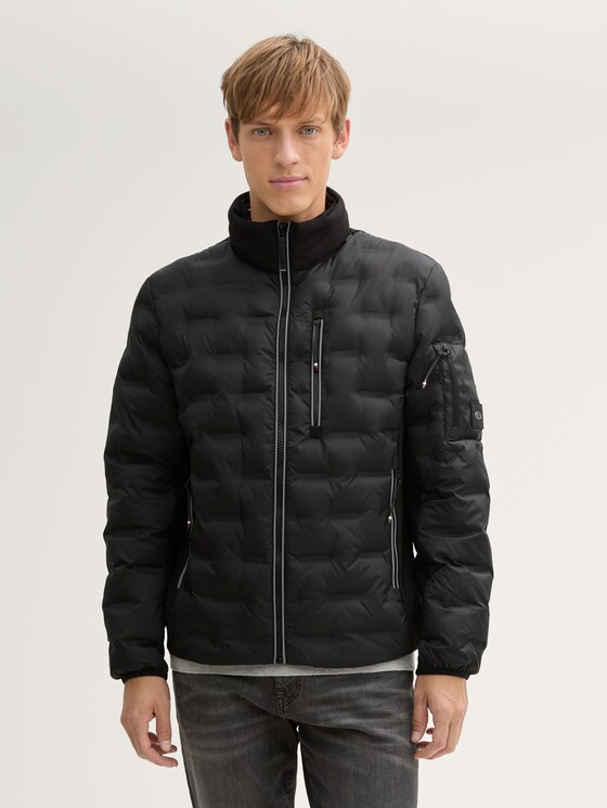 Hybrid Lightweight Steppjacke mit Kapuze im Stehkragen von Men, Black