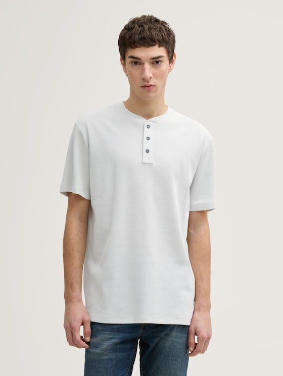 Henley T-Shirt in Waffelstruktur von Denim Male, Chalk Grey