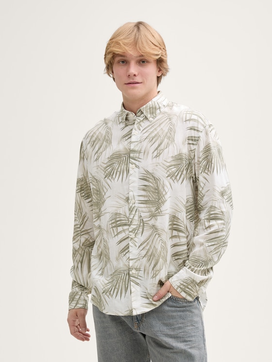 Relaxed Fit Hemd mit Leinenanteil von Denim Male, white green watery palm print