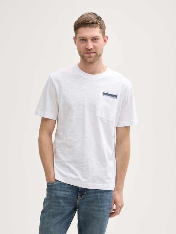 T-shirt with a chest pocket by Men, White
