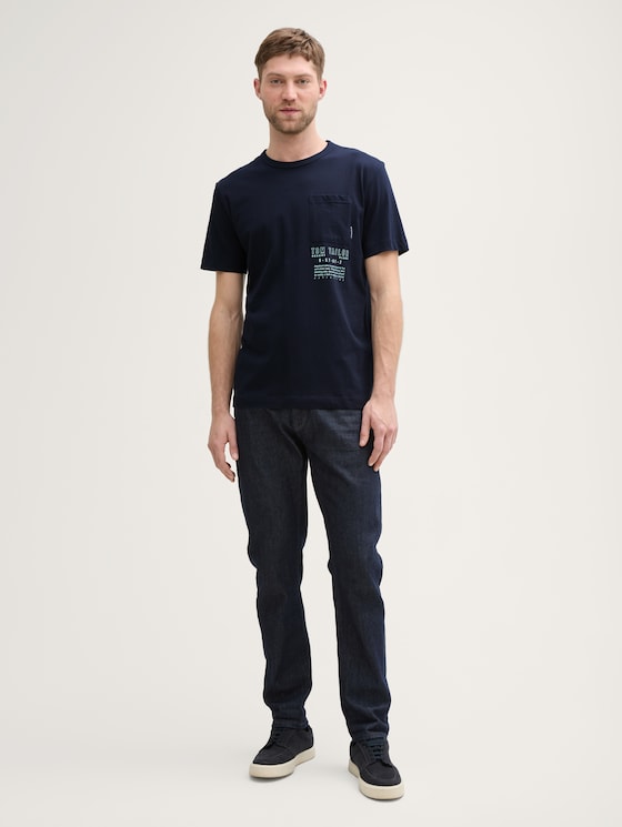 T-shirt with a chest pocket by Men, sky captain blue