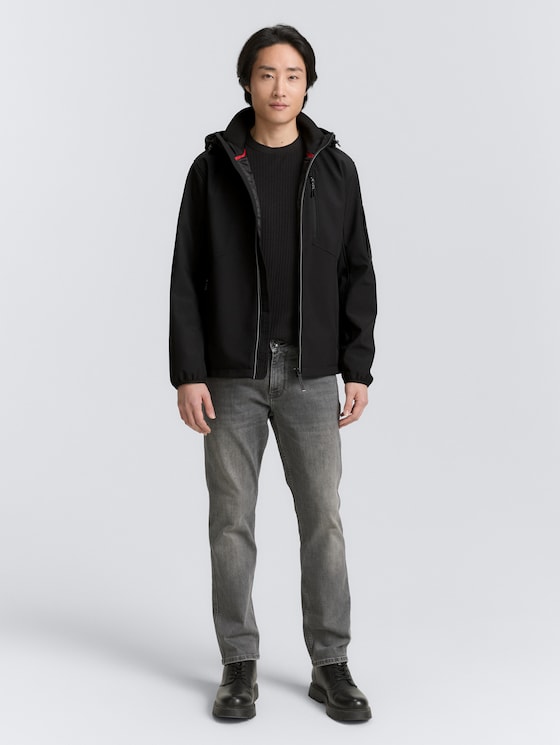 Softshell Jacke mit Kapuze von Men, Black