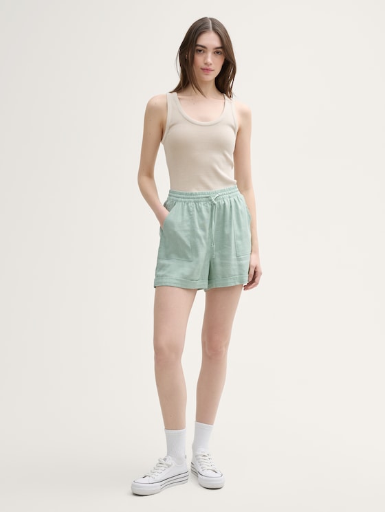 Relaxed Shorts mit Leinenanteil von Denim Female, Fresh Mint Green
