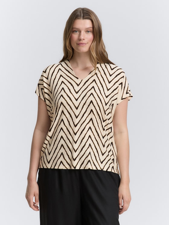 Plus - T-shirt met V-hals door Women Plus Size, natural zig zag design