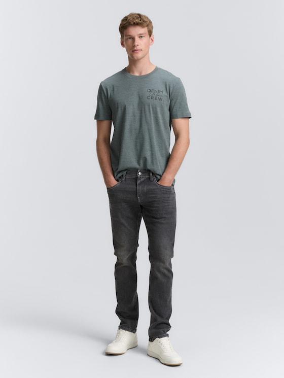 T-Shirt mit Print von Denim Male, washed jasper green