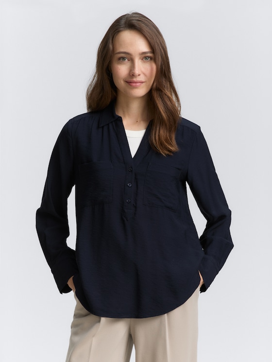 Gekreukte blouse met borstzakken door Women, Lunar Eclipse