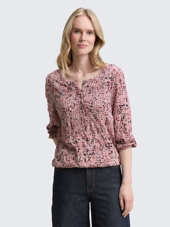 Crinkle blouse met patroon door Women, rose abstract dot design