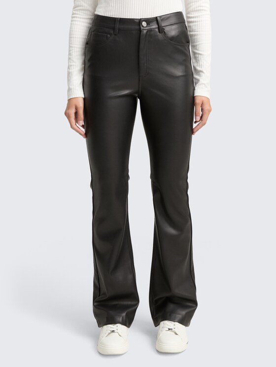 Pantalon évasé aspect cuir par Denim Female, deep black