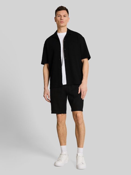 TTRELAXED shorts with linen blend in black by Tom Tailor