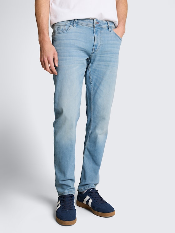 TTCURT TAPERED Jeans mit Superstretch von Men, Light Stone Blue Denim