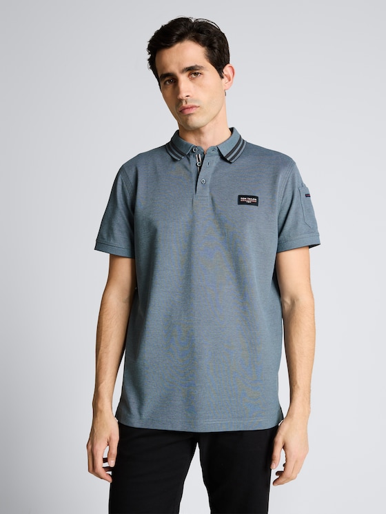 Polo avec poche sur la manche par Men, blue grey two tone
