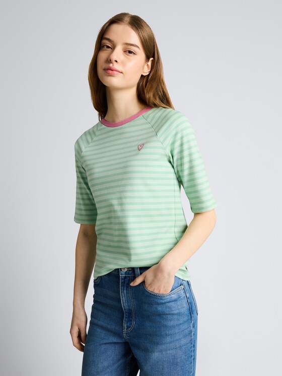 T-Shirt mit Streifenmuster von Denim Female, tonal matcha green stripe