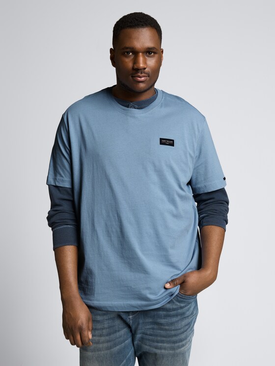 Plus Size - T-Shirt aus Baumwolle mit Logo-Badge von Men Plus Size, mountain spring blue