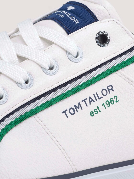 Sneaker mit Streifendetail - Männer - white Sneaker mit Streifendetail - Männer - white - 9 - TOM TAILOR