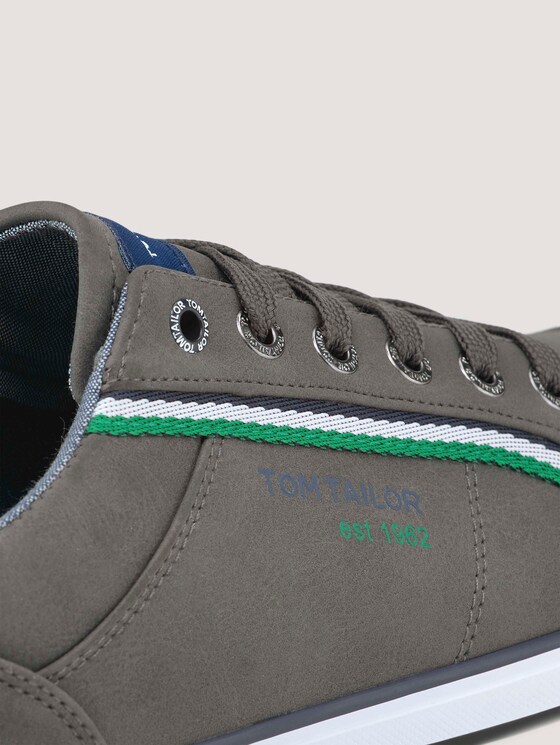 Sneaker mit Streifendetail - Männer - grey Sneaker mit Streifendetail - Männer - grey - 9 - TOM TAILOR