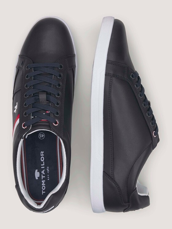 Sneaker mit seitlichen Akzenten - Männer - navy Sneaker mit seitlichen Akzenten - Männer - navy - 13 - TOM TAILOR