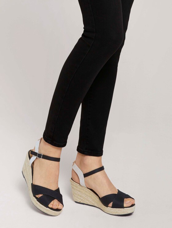 Sandaletten mit Keilabsatz - Frauen - black Sandaletten mit Keilabsatz - Frauen - black - 5 - TOM TAILOR