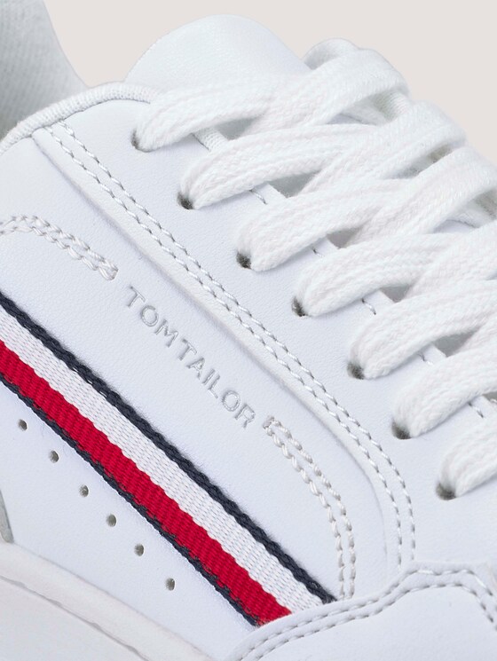 Sneaker mit Streifendetail - Frauen - white Sneaker mit Streifendetail - Frauen - white - 9 - TOM TAILOR