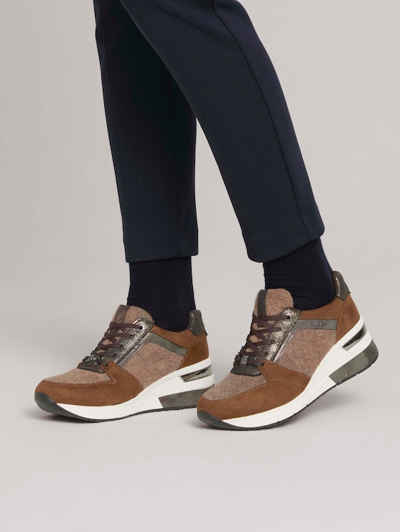 Sneakers met vilten detail - Vrouwen - mud - 5 - TOM TAILOR