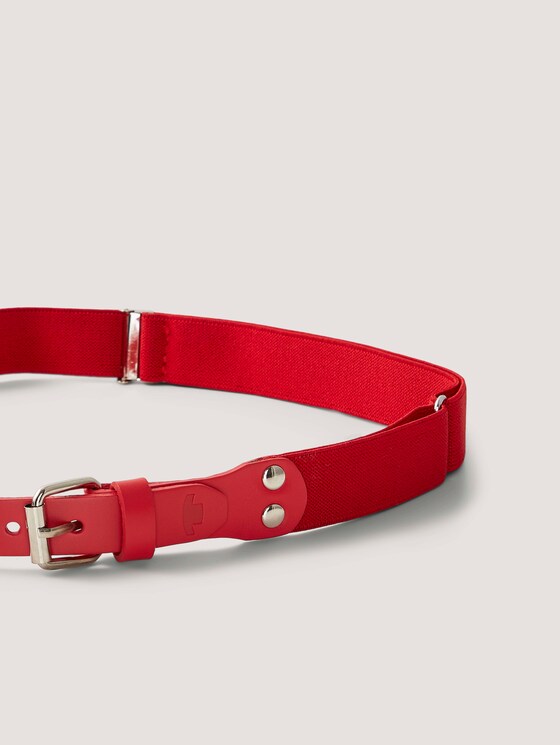 Textile strap belt with leather details