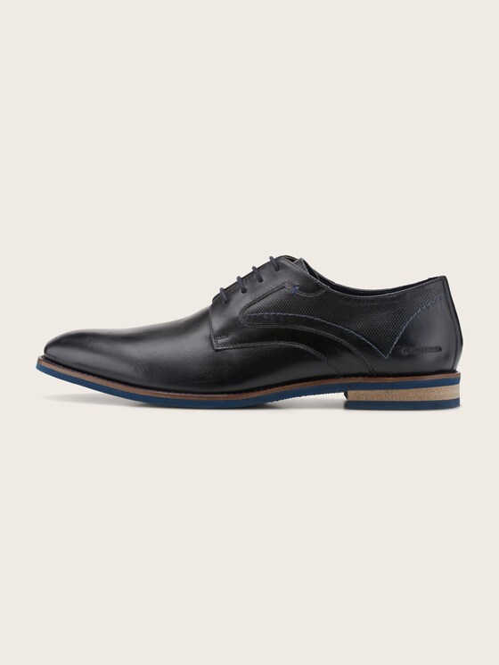 Oxfordschuhe mit Kontrastnaht