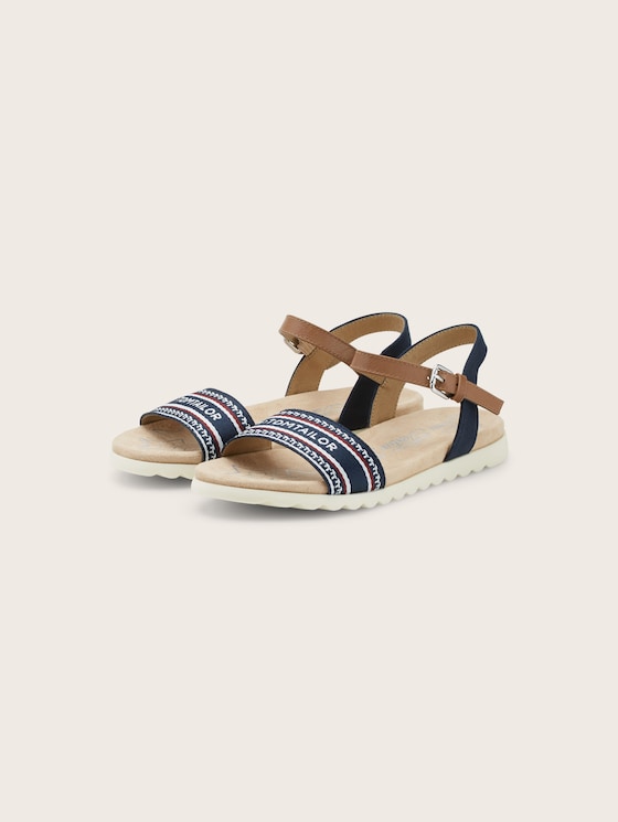Sandals with a letter pattern