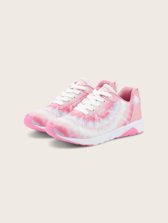 Sneakers with a colour gradient