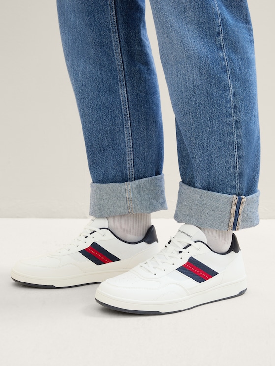 Kunstleder-Sneaker von Men, white-navy