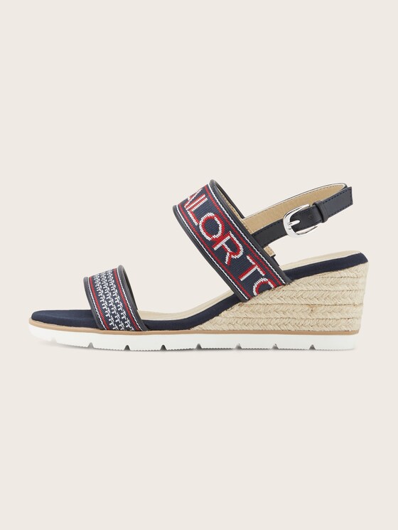 Sandalen mit Keilabsatz