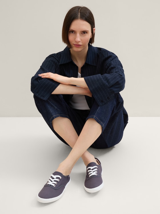 Basic Schnürschuhe von Women, navy