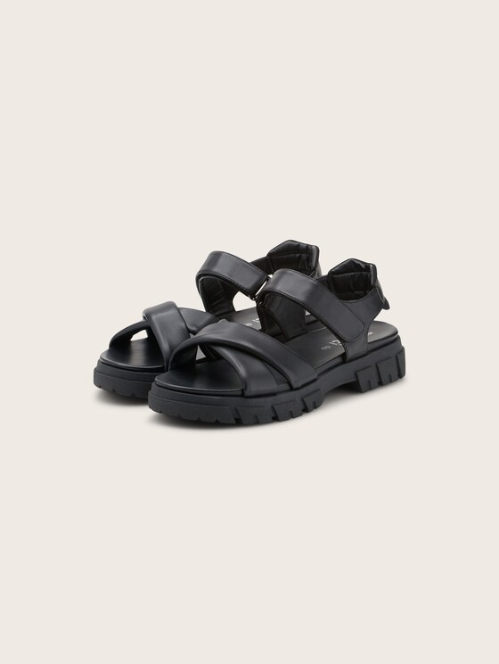 Flache Sandalen aus Kunstleder